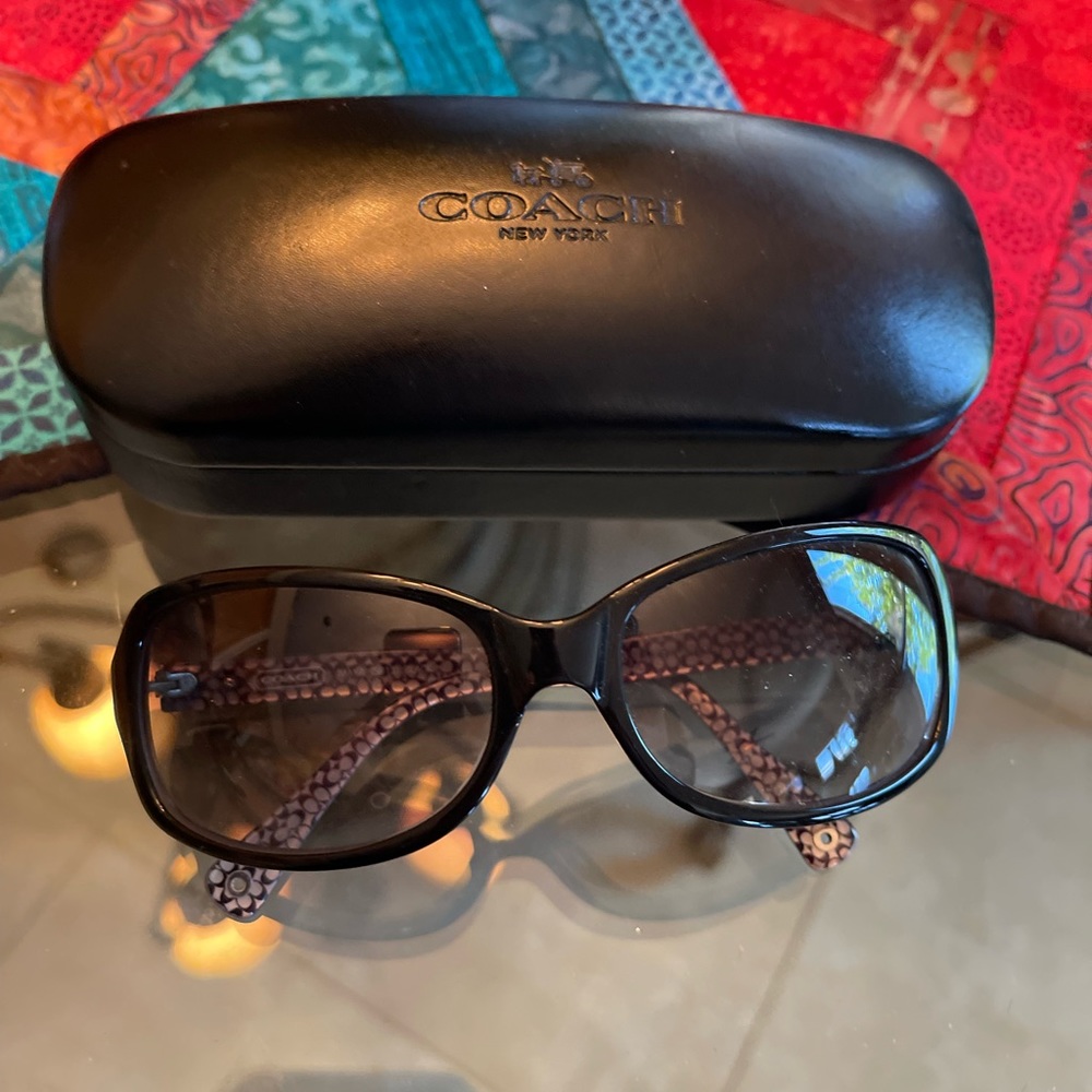 Coach black sunglasses with original case